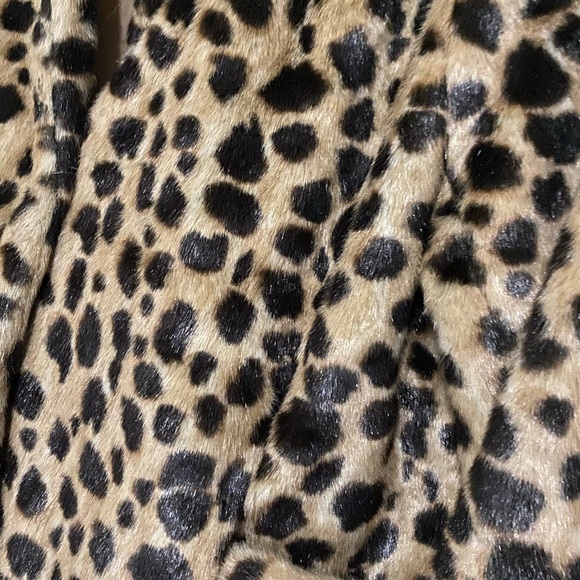 Merino faux fur leopard jacket - Picture 3 of 4
